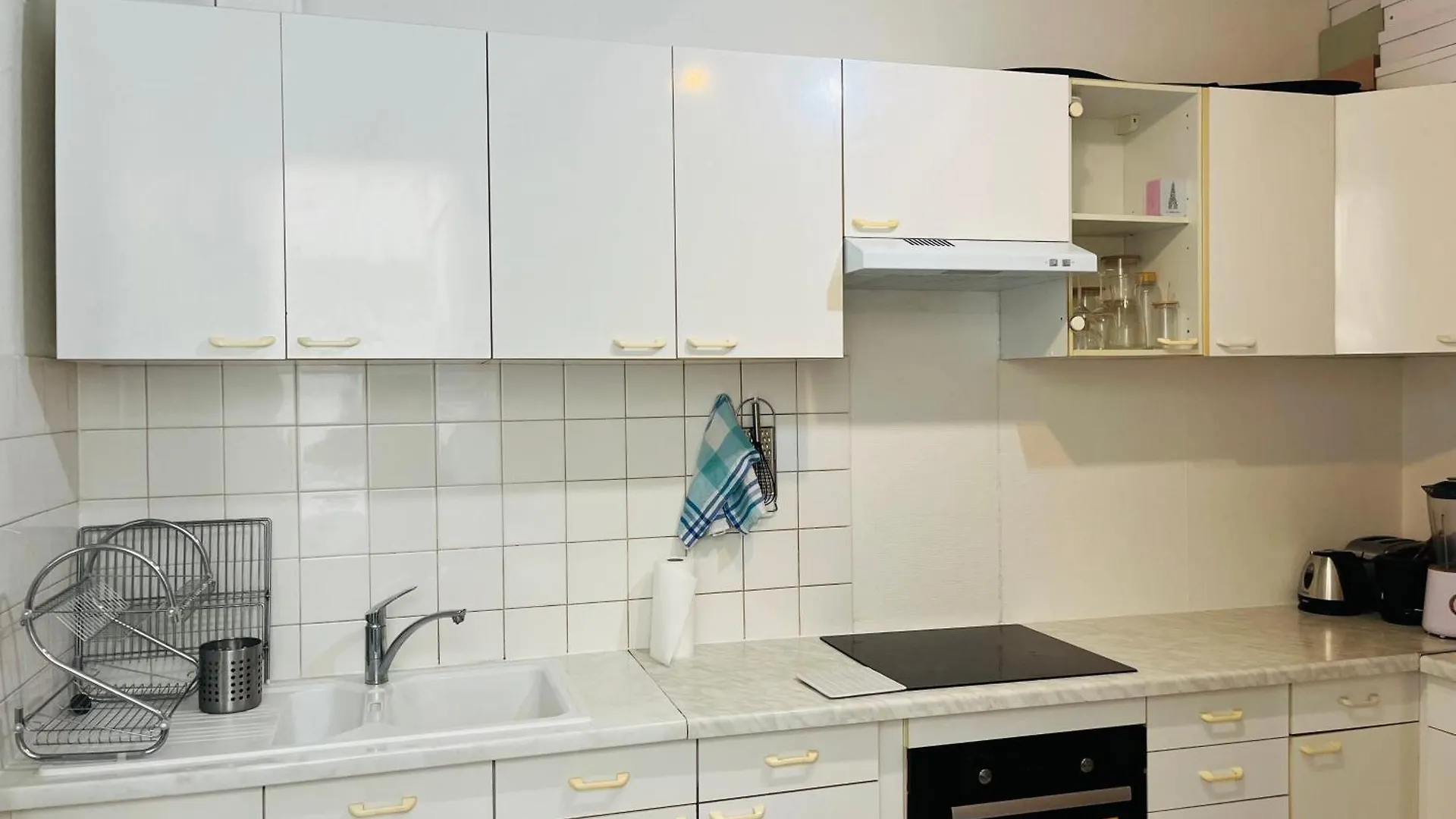 Apartment In Montmartre, Paris, Near Sacre-Coeur Read Host Profile For Booking France