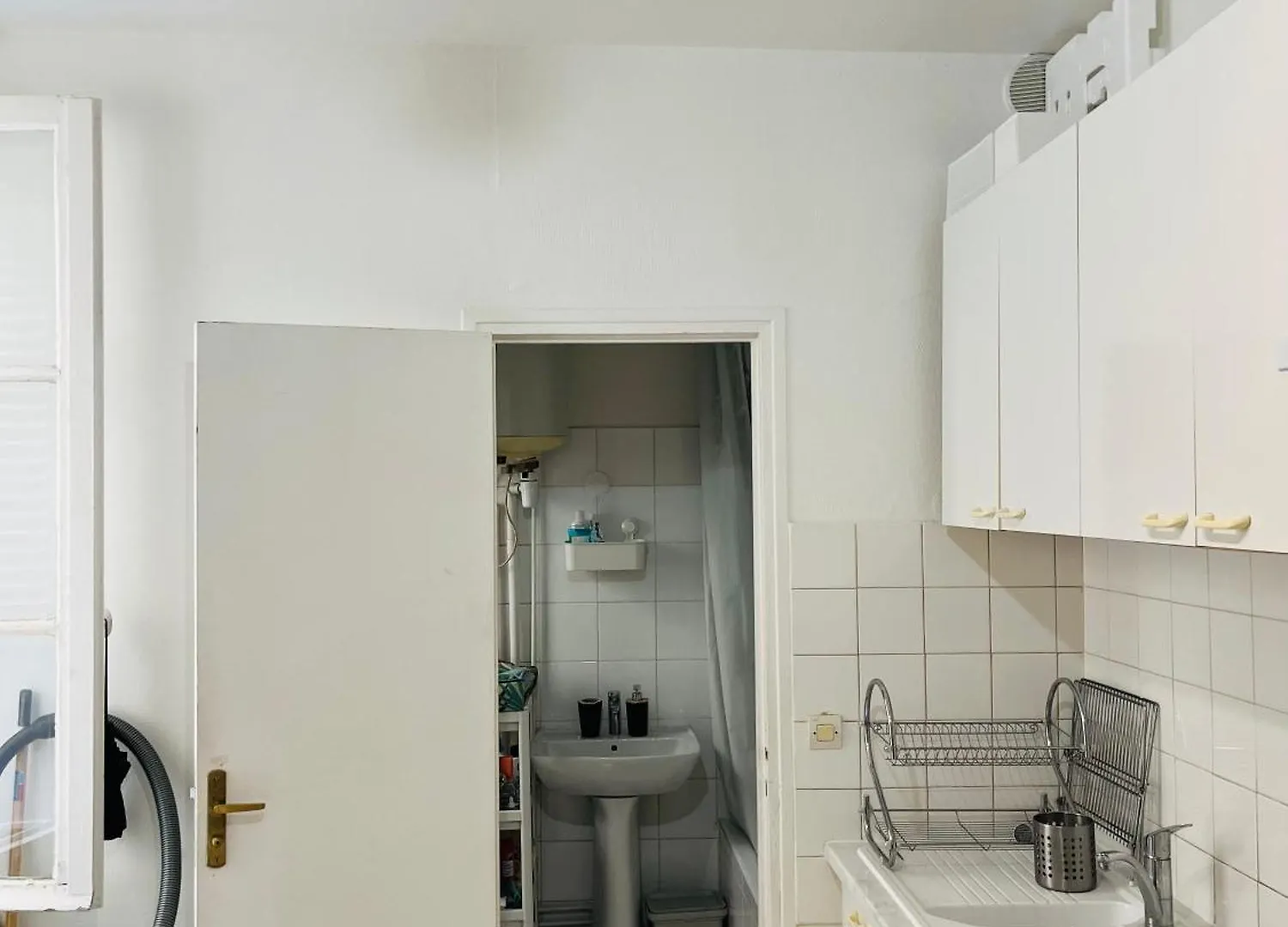Apartment In Montmartre, Paris, Near Sacre-Coeur Read Host Profile For Booking Paris